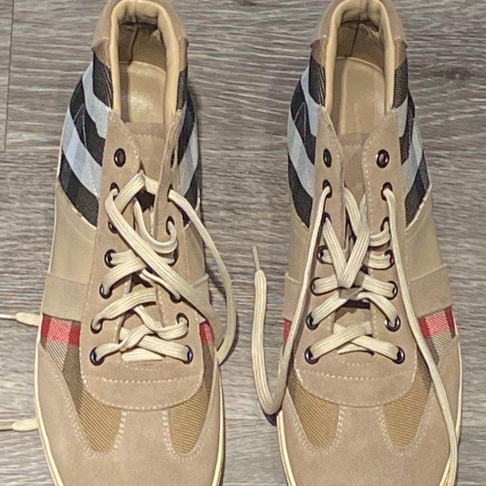 Burberry sneakers